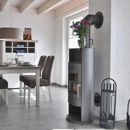 Holiday home Vechtestuebchen -
